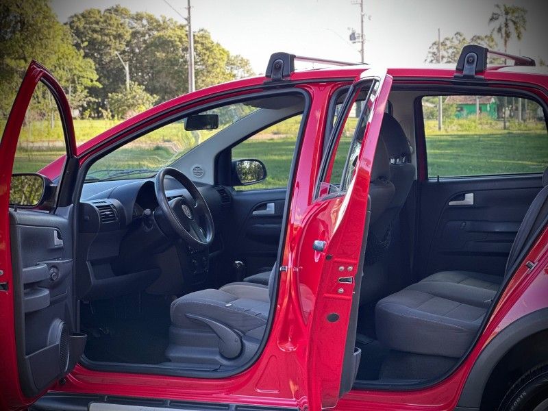 Volkswagen CROSSFOX 1.6 2008 NEUMANN VEÍCULOS ARROIO DO MEIO / Carros no Vale Volkswagen CROSSFOX 1.6 2008 NEUMANN VEÍCULOS ARROIO DO MEIO / Carros no Vale