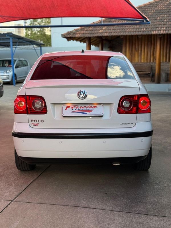 Volkswagen POLO SEDAN 1.6 8V 2007 FERREIRA VEÍCULOS VENÂNCIO AIRES / Carros no Vale