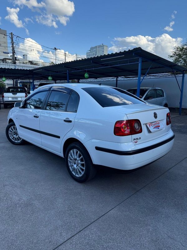 Volkswagen POLO SEDAN 1.6 8V 2007 FERREIRA VEÍCULOS VENÂNCIO AIRES / Carros no Vale