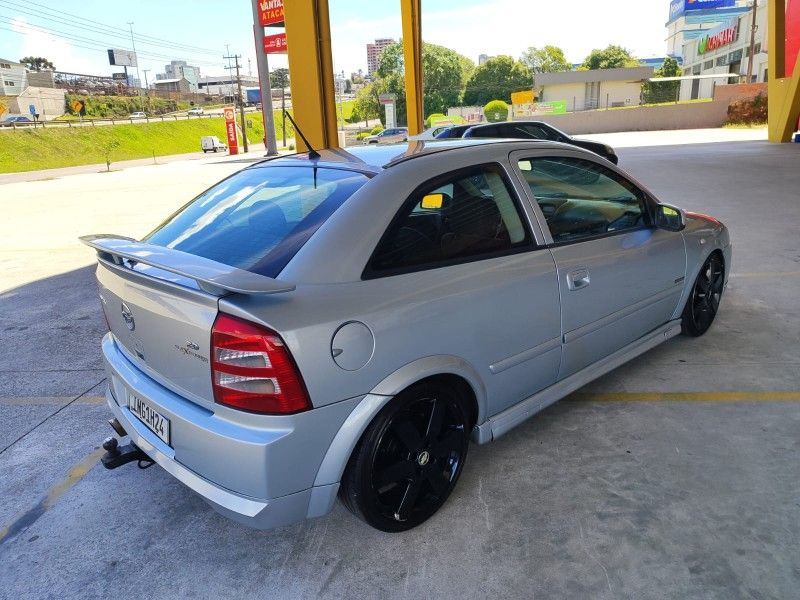 CHEVROLET ASTRA 2.0 MPFI 8V 2006/2007 HUBNER MULTIMARCAS FARROUPILHA / Carros no Vale