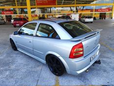 CHEVROLET ASTRA 2.0 MPFI 8V 2006/2007 HUBNER MULTIMARCAS FARROUPILHA / Carros no Vale