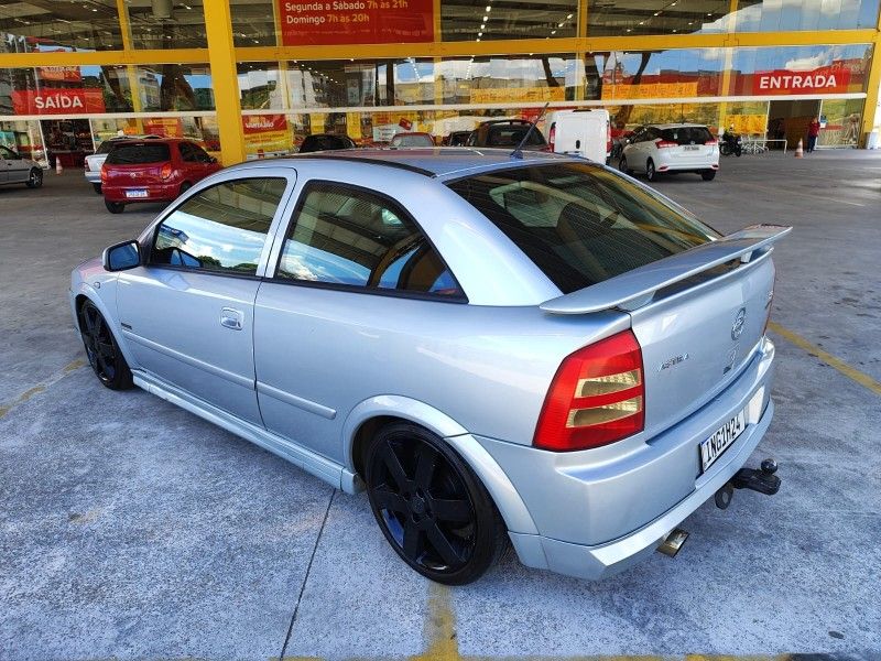 CHEVROLET ASTRA 2.0 MPFI 8V 2006/2007 HUBNER MULTIMARCAS FARROUPILHA / Carros no Vale