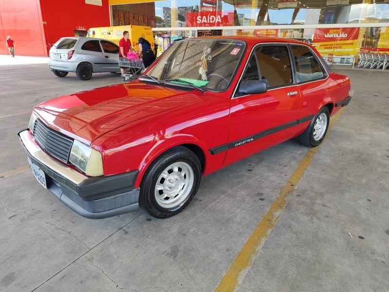CHEVROLET CHEVETTE 1.4 SL 8V 1985/1985 HUBNER MULTIMARCAS FARROUPILHA / Carros no Vale CHEVROLET CHEVETTE 1.4 SL 8V 1985/1985 HUBNER MULTIMARCAS FARROUPILHA / Carros no Vale