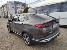 FIAT FASTBACK 1.0 AUDACE 200 TURBO 2023/2024 HUBNER MULTIMARCAS FARROUPILHA / Carros no Vale