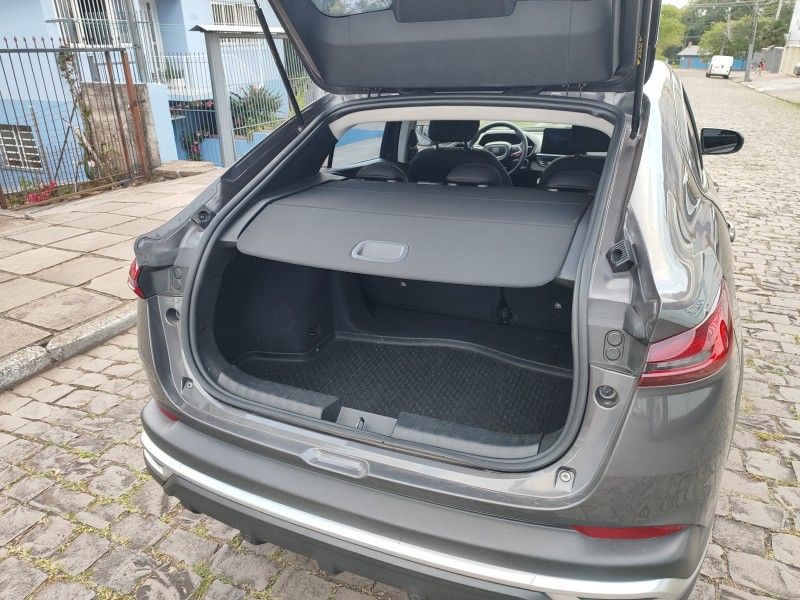 FIAT FASTBACK 1.0 AUDACE 200 TURBO 2023/2024 HUBNER MULTIMARCAS FARROUPILHA / Carros no Vale FIAT FASTBACK 1.0 AUDACE 200 TURBO 2023/2024 HUBNER MULTIMARCAS FARROUPILHA / Carros no Vale