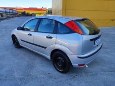 FORD FOCUS 1.6 SE 8V 2008/2008 HUBNER MULTIMARCAS FARROUPILHA / Carros no Vale