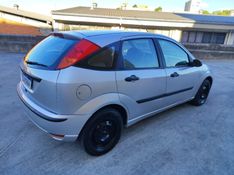 FORD FOCUS 1.6 SE 8V 2008/2008 HUBNER MULTIMARCAS FARROUPILHA / Carros no Vale