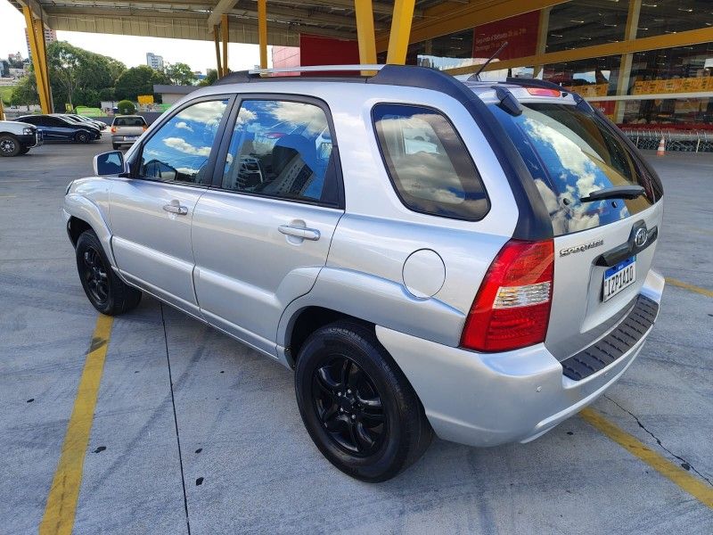 KIA SPORTAGE 2.0 LX 4X2 16V 2006/2006 HUBNER MULTIMARCAS FARROUPILHA / Carros no Vale