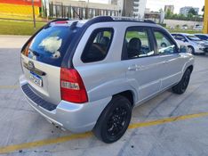 KIA SPORTAGE 2.0 LX 4X2 16V 2006/2006 HUBNER MULTIMARCAS FARROUPILHA / Carros no Vale
