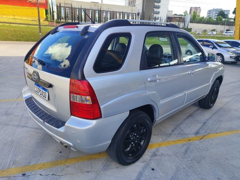 KIA SPORTAGE 2.0 LX 4X2 16V 2006/2006 HUBNER MULTIMARCAS FARROUPILHA / Carros no Vale