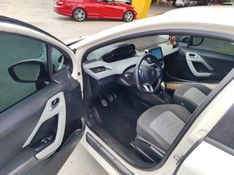 PEUGEOT 208 1.5 ACTIVE 8V 2014/2014 HUBNER MULTIMARCAS FARROUPILHA / Carros no Vale