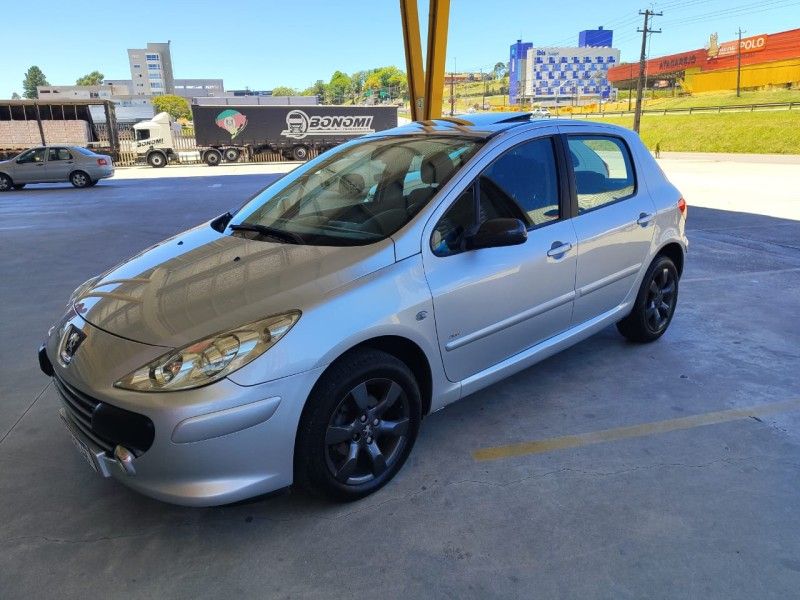 PEUGEOT 307 1.6 PRESENCE PACK 16V 2008/2009 HUBNER MULTIMARCAS FARROUPILHA / Carros no Vale