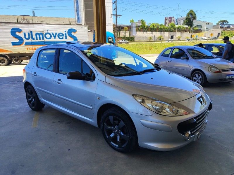 PEUGEOT 307 1.6 PRESENCE PACK 16V 2008/2009 HUBNER MULTIMARCAS FARROUPILHA / Carros no Vale