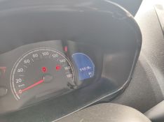 RENAULT KWID 1.0 12V OUTSIDER 2021/2022 HUBNER MULTIMARCAS FARROUPILHA / Carros no Vale