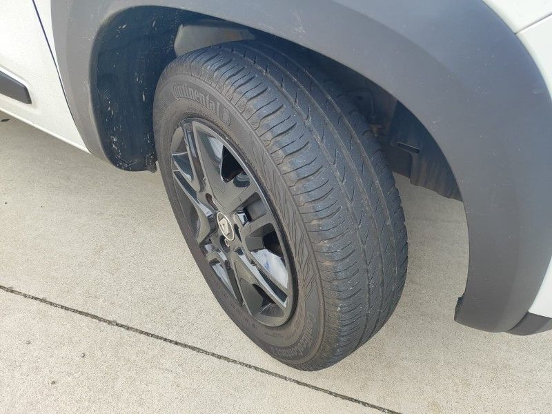 RENAULT KWID 1.0 12V OUTSIDER 2021/2022 HUBNER MULTIMARCAS FARROUPILHA / Carros no Vale