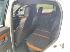 RENAULT KWID 1.0 12V OUTSIDER 2021/2022 HUBNER MULTIMARCAS FARROUPILHA / Carros no Vale