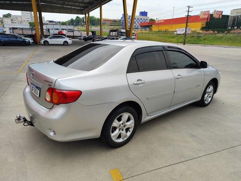 TOYOTA COROLLA 1.8 GLI 16V 2009/2010 HUBNER MULTIMARCAS FARROUPILHA / Carros no Vale TOYOTA COROLLA 1.8 GLI 16V 2009/2010 HUBNER MULTIMARCAS FARROUPILHA / Carros no Vale