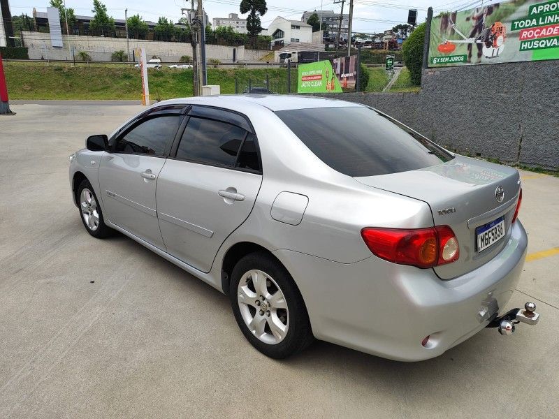 TOYOTA COROLLA 1.8 GLI 16V 2009/2010 HUBNER MULTIMARCAS FARROUPILHA / Carros no Vale TOYOTA COROLLA 1.8 GLI 16V 2009/2010 HUBNER MULTIMARCAS FARROUPILHA / Carros no Vale