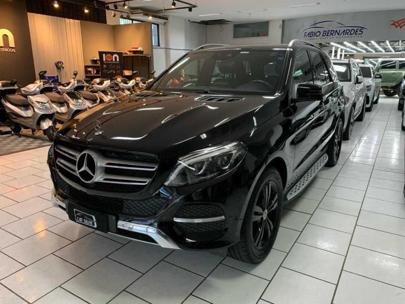 MERCEDES-BENZ GLE 350 3.0 V6 BLUETEC DIESEL HIGHWAY 4MATIC 9G-TRONIC 2018/2018 FÁBIO BERNARDES PORTO ALEGRE / Carros no Vale