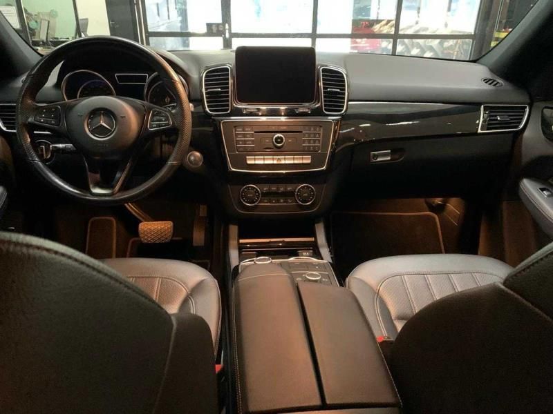 MERCEDES-BENZ GLE 350 3.0 V6 BLUETEC DIESEL HIGHWAY 4MATIC 9G-TRONIC 2018/2018 FÁBIO BERNARDES PORTO ALEGRE / Carros no Vale