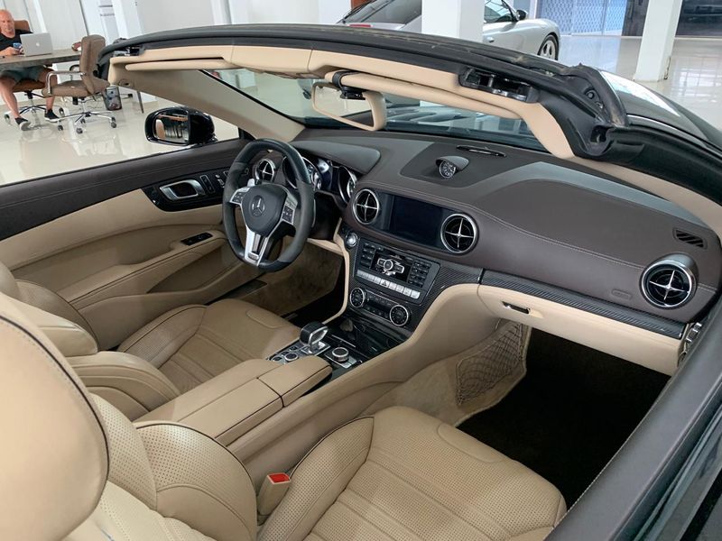 MERCEDES-BENZ SL 63 AMG 5.5 ROADSTER V8 BI-TURBO GASOLINA 2P AUTOMÁTICO 2012/2013 FÁBIO BERNARDES PORTO ALEGRE / Carros no Vale