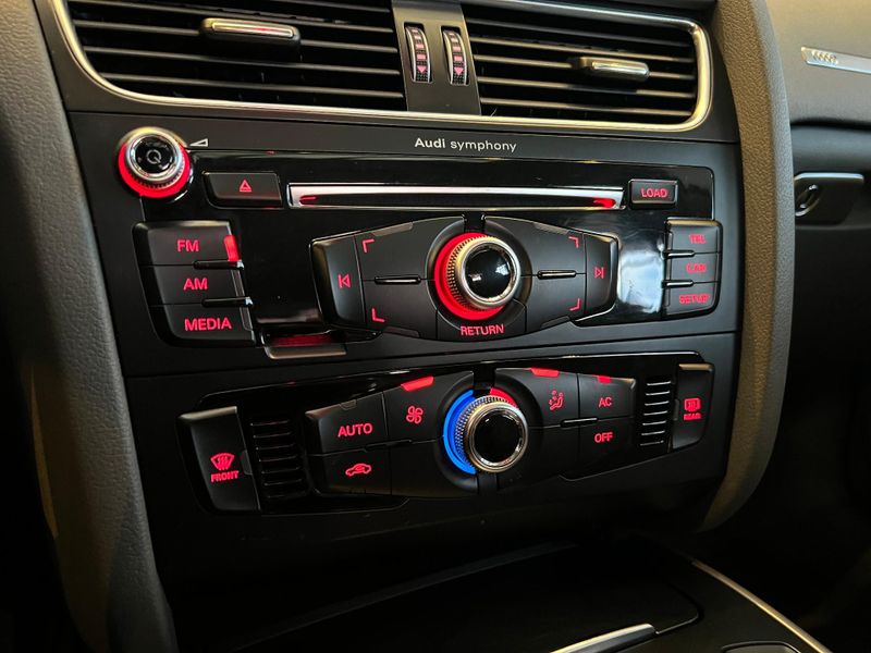 Audi A5 Sportback 2.0 16V TFSI 180cv Multi. 2013/2014 CONCEPT MOTORS PASSO FUNDO / Carros no Vale Audi A5 Sportback 2.0 16V TFSI 180cv Multi. 2013/2014 CONCEPT MOTORS PASSO FUNDO / Carros no Vale