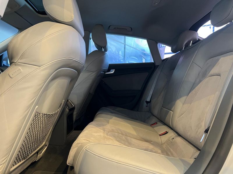 Audi A5 Sportback 2.0 16V TFSI 180cv Multi. 2013/2014 CONCEPT MOTORS PASSO FUNDO / Carros no Vale Audi A5 Sportback 2.0 16V TFSI 180cv Multi. 2013/2014 CONCEPT MOTORS PASSO FUNDO / Carros no Vale