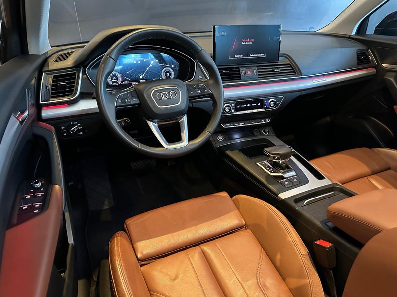Audi Q5 S-Line 2.0 TFSI Quattro S-tronic 2023/2023 CONCEPT MOTORS PASSO FUNDO / Carros no Vale Audi Q5 S-Line 2.0 TFSI Quattro S-tronic 2023/2023 CONCEPT MOTORS PASSO FUNDO / Carros no Vale