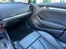 Audi S3 Sedan 2.0 TFSI Quattro 286cv S-tronic 2015/2016 CONCEPT MOTORS PASSO FUNDO / Carros no Vale