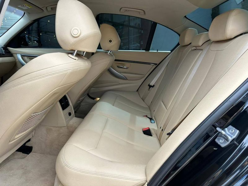 BMW 320i Modern/Sport TB 2.0/A.Flex/GP 4p 2018/2018 CONCEPT MOTORS PASSO FUNDO / Carros no Vale BMW 320i Modern/Sport TB 2.0/A.Flex/GP 4p 2018/2018 CONCEPT MOTORS PASSO FUNDO / Carros no Vale