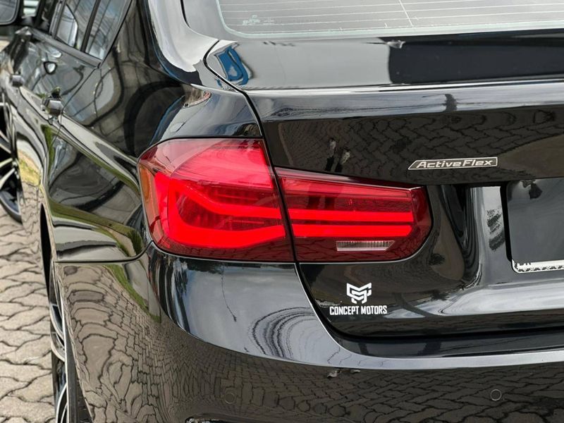 BMW 320i Modern/Sport TB 2.0/A.Flex/GP 4p 2018/2018 CONCEPT MOTORS PASSO FUNDO / Carros no Vale BMW 320i Modern/Sport TB 2.0/A.Flex/GP 4p 2018/2018 CONCEPT MOTORS PASSO FUNDO / Carros no Vale