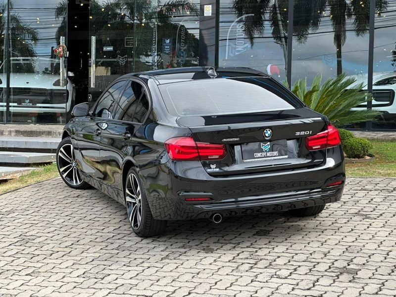 BMW 320i Modern/Sport TB 2.0/A.Flex/GP 4p 2018/2018 CONCEPT MOTORS PASSO FUNDO / Carros no Vale BMW 320i Modern/Sport TB 2.0/A.Flex/GP 4p 2018/2018 CONCEPT MOTORS PASSO FUNDO / Carros no Vale
