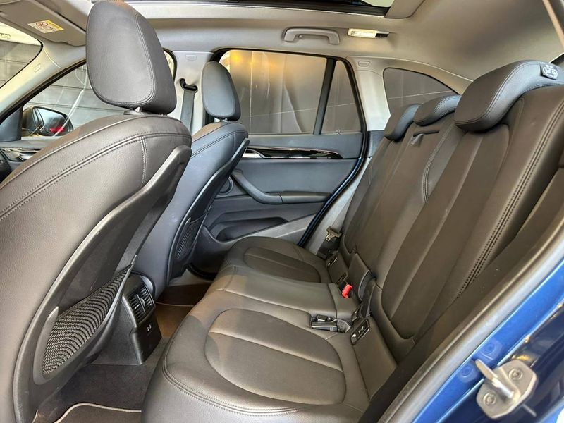 BMW X1 SDRIVE 20i X-Line 2.0 TB Active Flex 2021/2021 CONCEPT MOTORS PASSO FUNDO / Carros no Vale BMW X1 SDRIVE 20i X-Line 2.0 TB Active Flex 2021/2021 CONCEPT MOTORS PASSO FUNDO / Carros no Vale