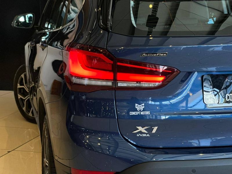 BMW X1 SDRIVE 20i X-Line 2.0 TB Active Flex 2021/2021 CONCEPT MOTORS PASSO FUNDO / Carros no Vale BMW X1 SDRIVE 20i X-Line 2.0 TB Active Flex 2021/2021 CONCEPT MOTORS PASSO FUNDO / Carros no Vale