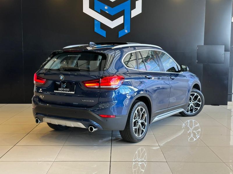 BMW X1 SDRIVE 20i X-Line 2.0 TB Active Flex 2021/2021 CONCEPT MOTORS PASSO FUNDO / Carros no Vale BMW X1 SDRIVE 20i X-Line 2.0 TB Active Flex 2021/2021 CONCEPT MOTORS PASSO FUNDO / Carros no Vale