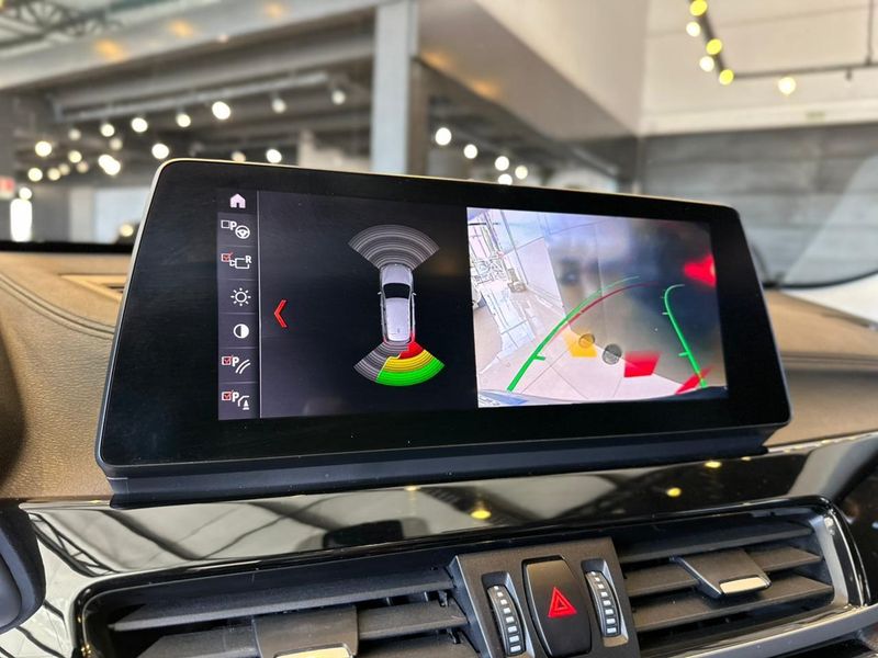 BMW X1 SDRIVE 20i X-Line 2.0 TB Active Flex 2021/2021 CONCEPT MOTORS PASSO FUNDO / Carros no Vale BMW X1 SDRIVE 20i X-Line 2.0 TB Active Flex 2021/2021 CONCEPT MOTORS PASSO FUNDO / Carros no Vale