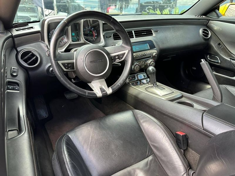 Chevrolet Camaro SS 6.2 V8 16V 2011/2011 CONCEPT MOTORS PASSO FUNDO / Carros no Vale