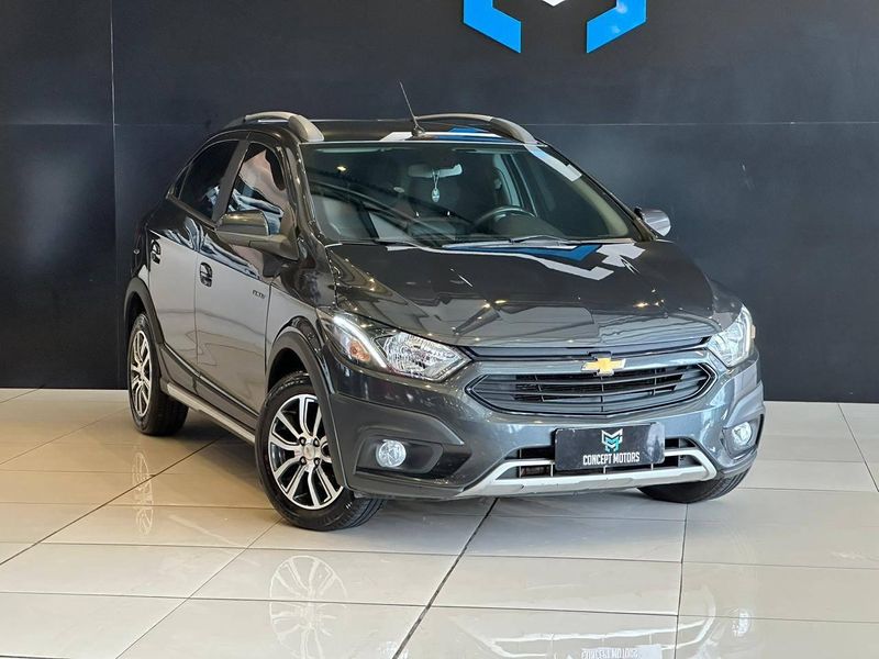 Chevrolet Onix HATCH ACTIV 1.4 8V Flex 5P Aut. 2016/2017 CONCEPT MOTORS PASSO FUNDO / Carros no Vale Chevrolet Onix HATCH ACTIV 1.4 8V Flex 5P Aut. 2016/2017 CONCEPT MOTORS PASSO FUNDO / Carros no Vale