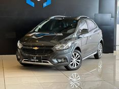 Chevrolet Onix HATCH ACTIV 1.4 8V Flex 5P Aut. 2016/2017 CONCEPT MOTORS PASSO FUNDO / Carros no Vale
