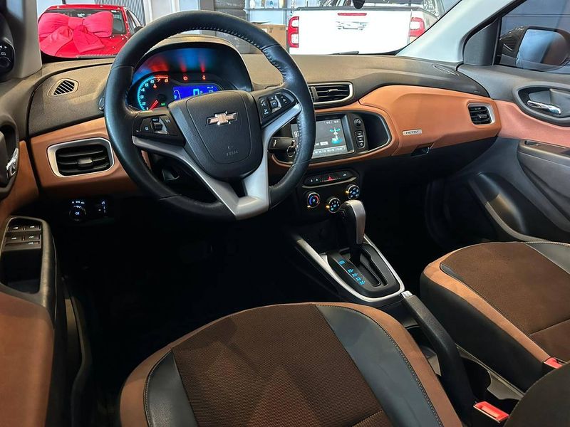 Chevrolet Onix HATCH ACTIV 1.4 8V Flex 5P Aut. 2016/2017 CONCEPT MOTORS PASSO FUNDO / Carros no Vale Chevrolet Onix HATCH ACTIV 1.4 8V Flex 5P Aut. 2016/2017 CONCEPT MOTORS PASSO FUNDO / Carros no Vale