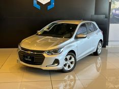 Chevrolet Onix HATCH PREM 1.0 12V TB Flex 5p Aut. 2022/2022 CONCEPT MOTORS PASSO FUNDO / Carros no Vale
