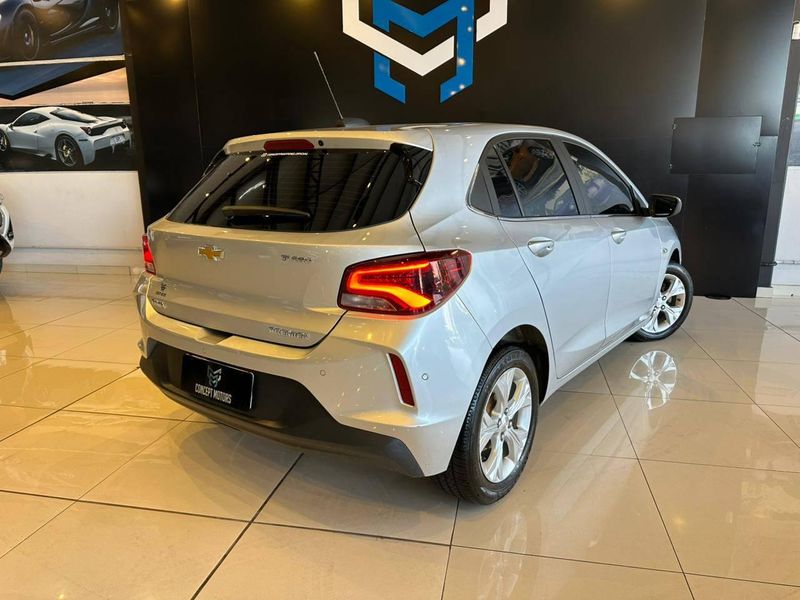 Chevrolet Onix HATCH PREM 1.0 12V TB Flex 5p Aut. 2022/2022 CONCEPT MOTORS PASSO FUNDO / Carros no Vale Chevrolet Onix HATCH PREM 1.0 12V TB Flex 5p Aut. 2022/2022 CONCEPT MOTORS PASSO FUNDO / Carros no Vale