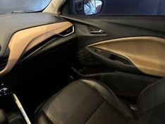 Chevrolet Onix HATCH PREM 1.0 12V TB Flex 5p Aut. 2022/2022 CONCEPT MOTORS PASSO FUNDO / Carros no Vale