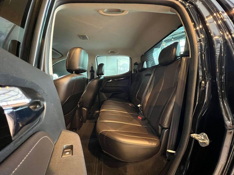 Chevrolet S-10 Pick-up S10 P-Up H.Country 2.8 4×4 CD Dies.Aut. 2016/2017 CONCEPT MOTORS PASSO FUNDO / Carros no Vale