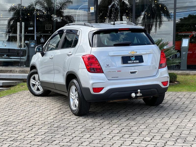 Chevrolet Tracker LT 1.4 Turbo 16V Flex 4×2 Aut. 2017/2018 CONCEPT MOTORS PASSO FUNDO / Carros no Vale