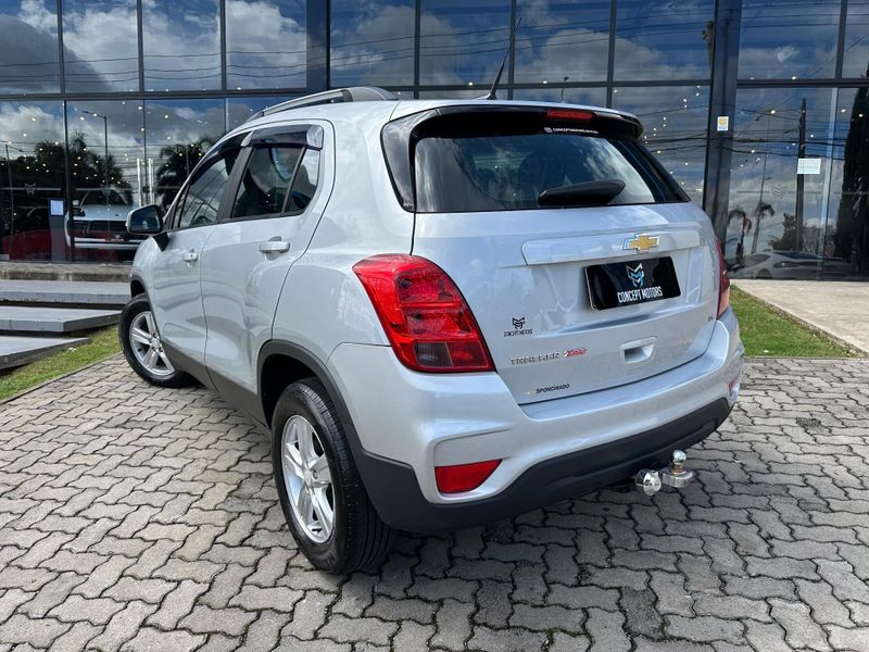 Chevrolet Tracker LT 1.4 Turbo 16V Flex 4×2 Aut. 2017/2018 CONCEPT MOTORS PASSO FUNDO / Carros no Vale