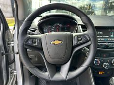 Chevrolet Tracker LT 1.4 Turbo 16V Flex 4×2 Aut. 2017/2018 CONCEPT MOTORS PASSO FUNDO / Carros no Vale