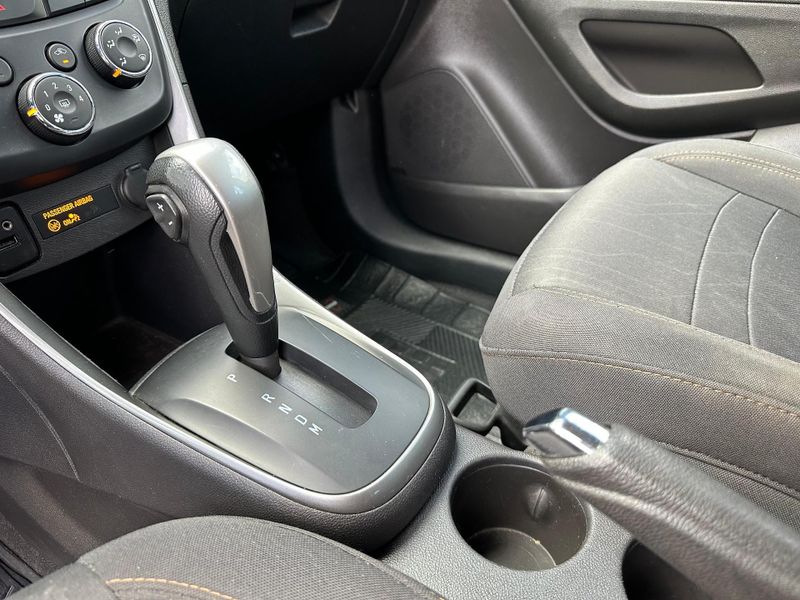 Chevrolet Tracker LT 1.4 Turbo 16V Flex 4×2 Aut. 2017/2018 CONCEPT MOTORS PASSO FUNDO / Carros no Vale