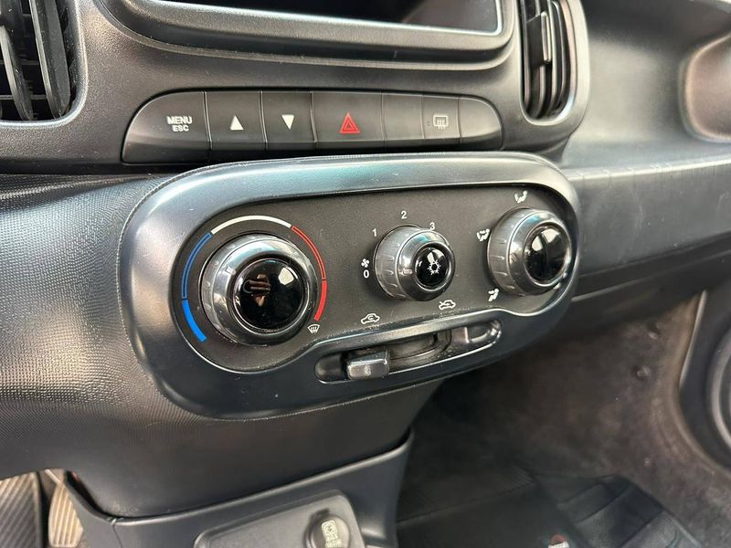 Fiat Mobi LIKE 1.0 Fire Flex 5p. 2023/2024 CONCEPT MOTORS PASSO FUNDO / Carros no Vale