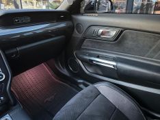 Ford Mustang Black Shadow 5.0 V8 2020/2020 CONCEPT MOTORS PASSO FUNDO / Carros no Vale